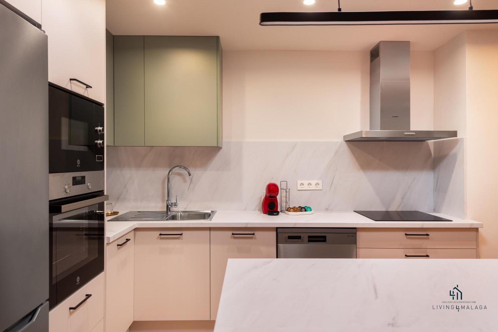 Апартаменты Living4Malaga Pedregalejo Loft Экстерьер фото