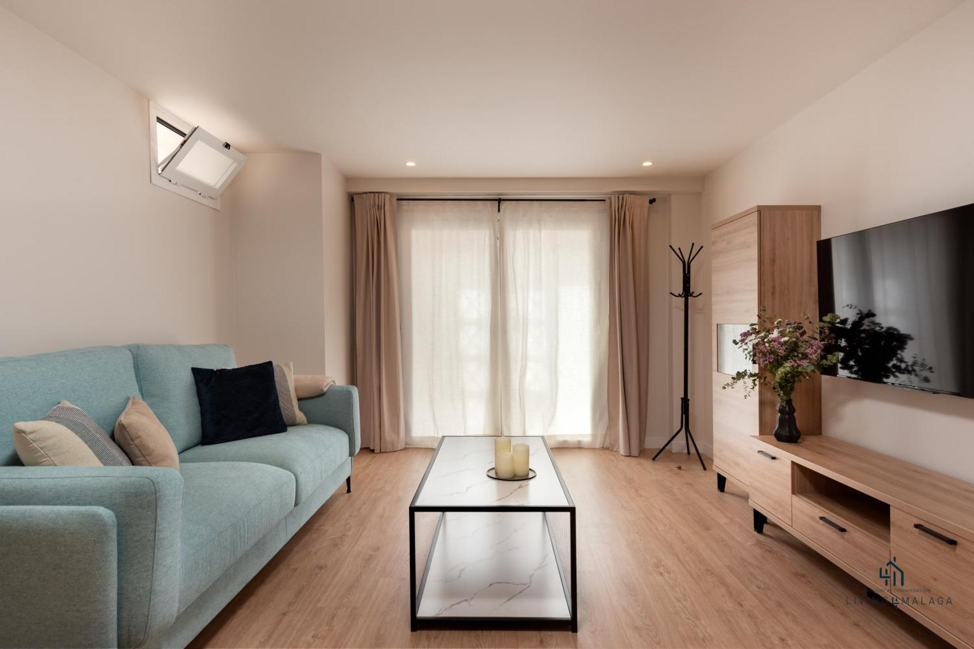 Апартаменты Living4Malaga Pedregalejo Loft Экстерьер фото