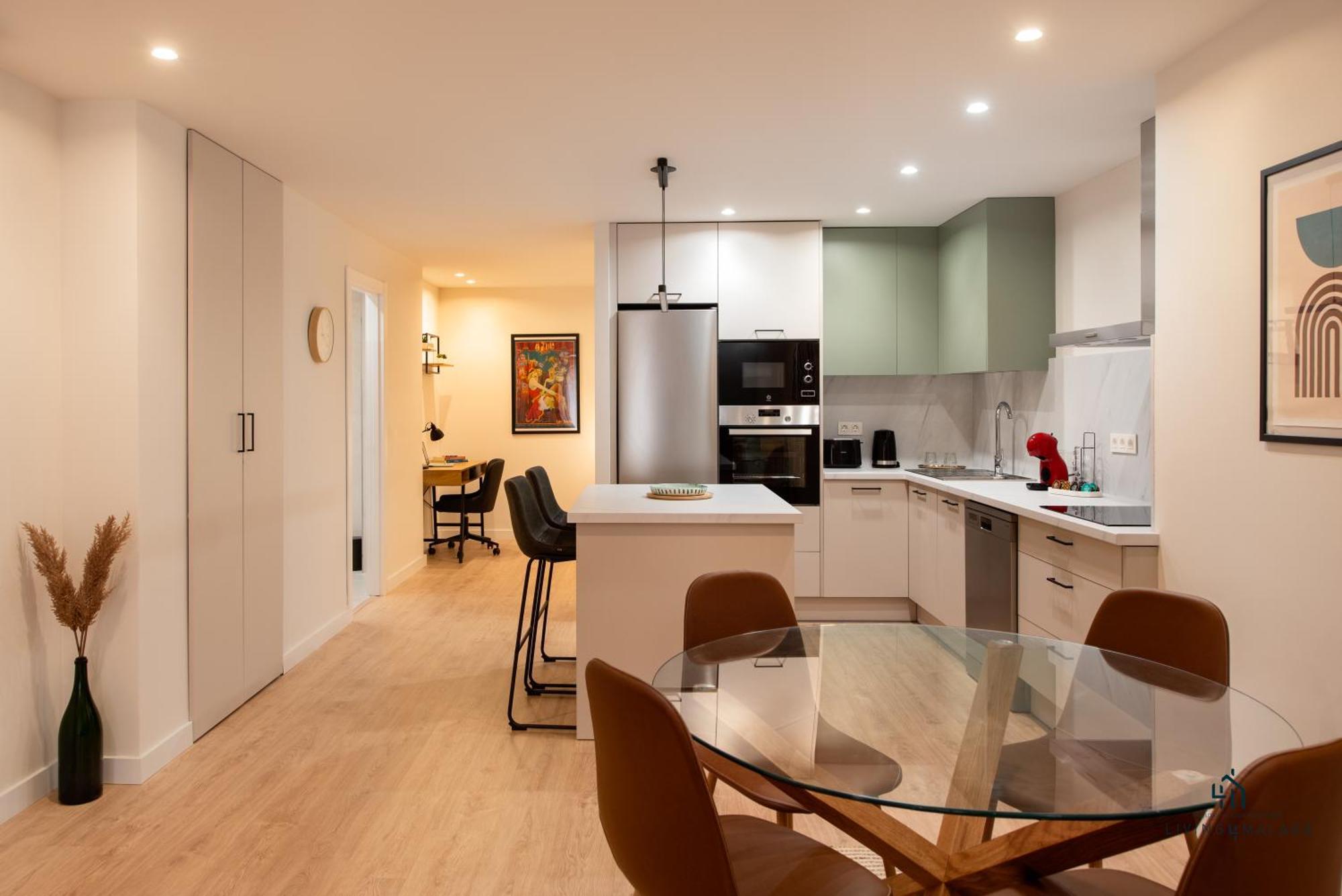 Апартаменты Living4Malaga Pedregalejo Loft Экстерьер фото