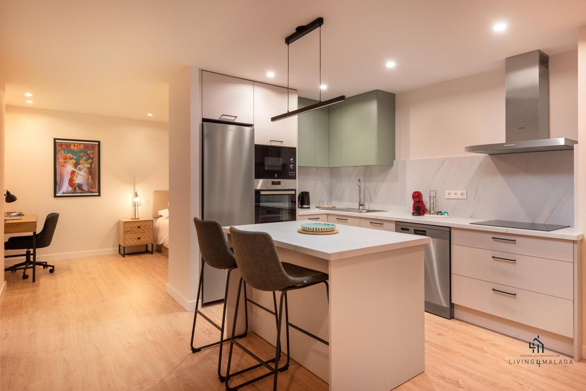 Апартаменты Living4Malaga Pedregalejo Loft Экстерьер фото