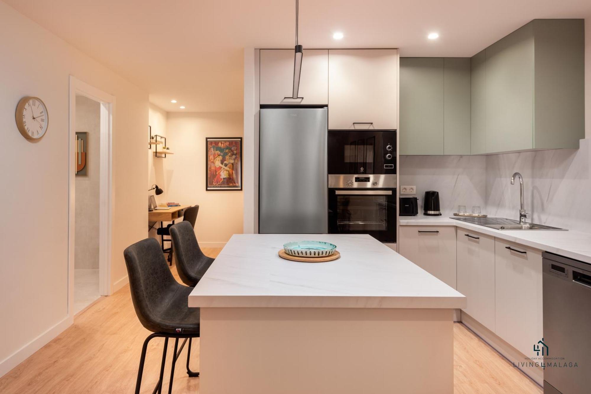 Апартаменты Living4Malaga Pedregalejo Loft Экстерьер фото